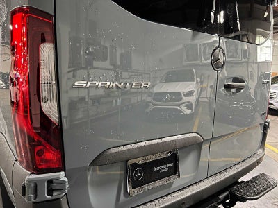 2026 Mercedes-Benz Sprinter Crew 2500 Standard Roof I4 Diesel HO 144 AWD