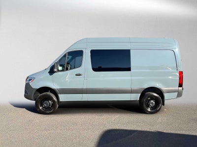 2026 Mercedes-Benz Sprinter Crew 2500 Standard Roof I4 Diesel HO 144 AWD