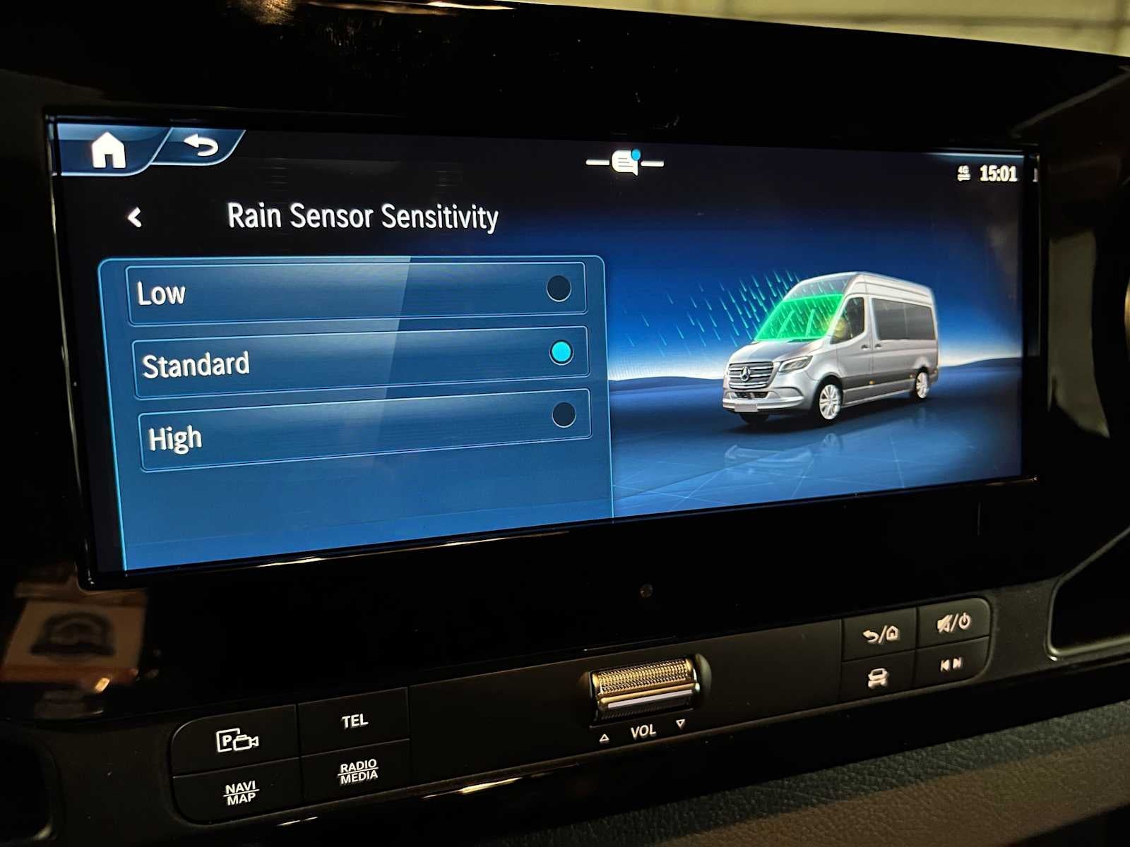 2026 Mercedes-Benz Sprinter Crew 2500 Standard Roof I4 Diesel HO 144 AWD