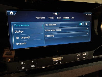 2026 Mercedes-Benz Sprinter Crew 2500 Standard Roof I4 Diesel HO 144 AWD