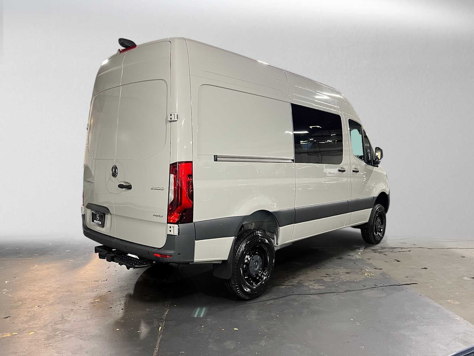 2026 Mercedes-Benz Sprinter 2500 Standard Roof I4 Diesel HO 144 AWD