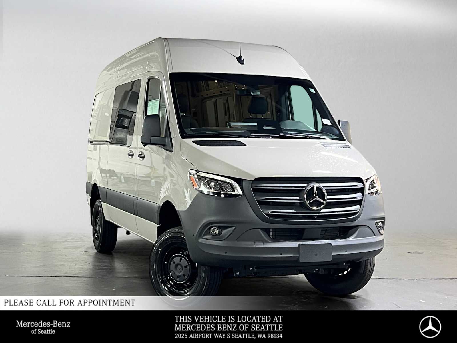 2026 Mercedes-Benz Sprinter 2500 Standard Roof I4 Diesel HO 144 AWD