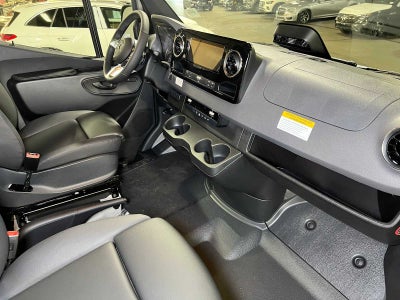 2026 Mercedes-Benz Sprinter 2500 Standard Roof I4 Diesel HO 144 AWD