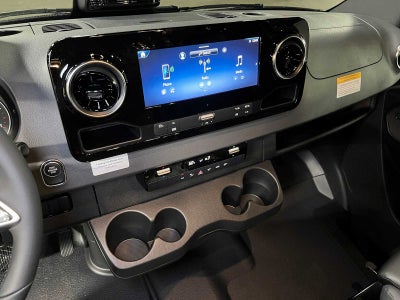 2026 Mercedes-Benz Sprinter 2500 Standard Roof I4 Diesel HO 144 AWD