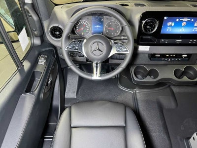 2026 Mercedes-Benz Sprinter 2500 Standard Roof I4 Diesel HO 144 AWD