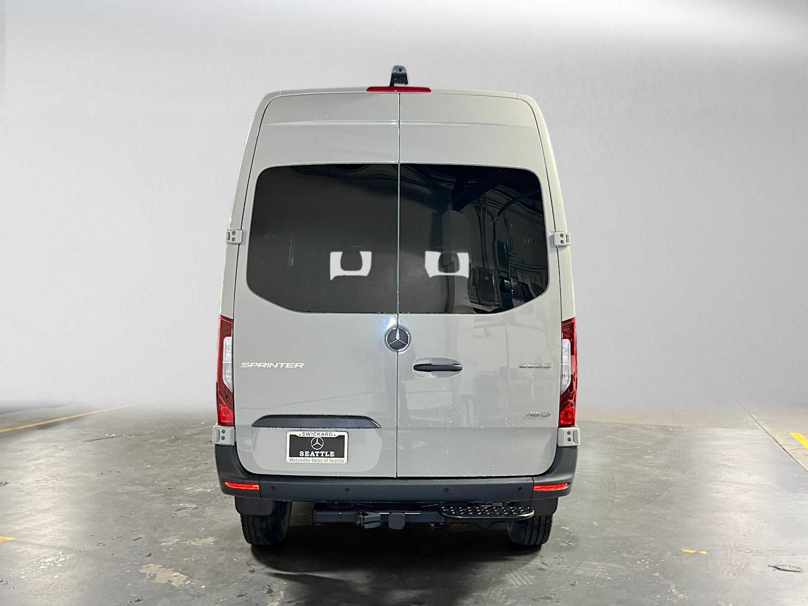 2026 Mercedes-Benz Sprinter 2500 Standard Roof I4 Diesel HO 144 AWD