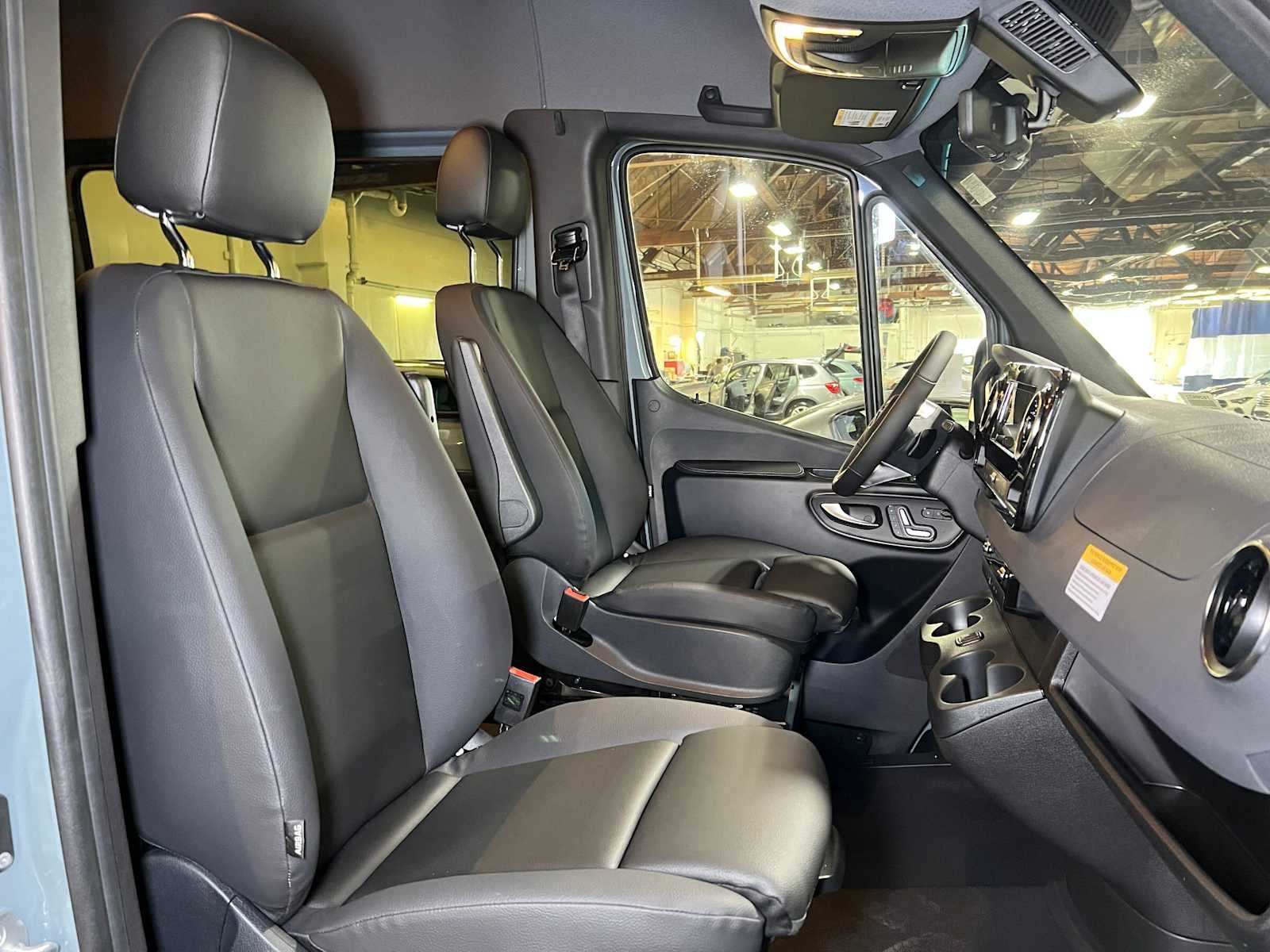 2026 Mercedes-Benz Sprinter 2500 Standard Roof I4 Diesel HO 144 AWD