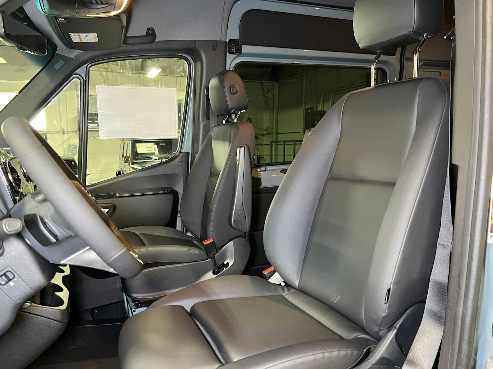 2026 Mercedes-Benz Sprinter 2500 Standard Roof I4 Diesel HO 144 AWD
