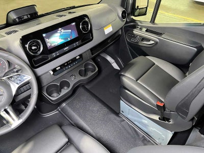 2026 Mercedes-Benz Sprinter 2500 Standard Roof I4 Diesel HO 144 AWD