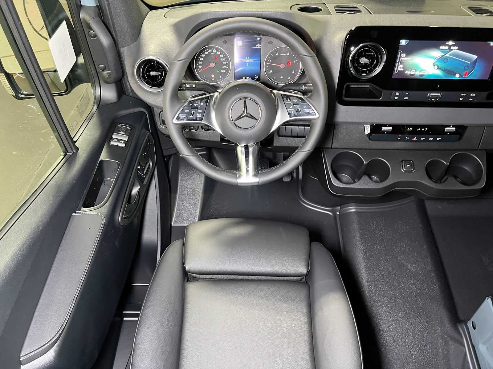 2026 Mercedes-Benz Sprinter 2500 Standard Roof I4 Diesel HO 144 AWD