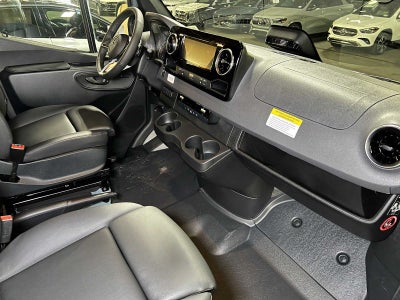 2026 Mercedes-Benz Sprinter Cargo 2500 Standard Roof I4 Diesel HO 144 AWD