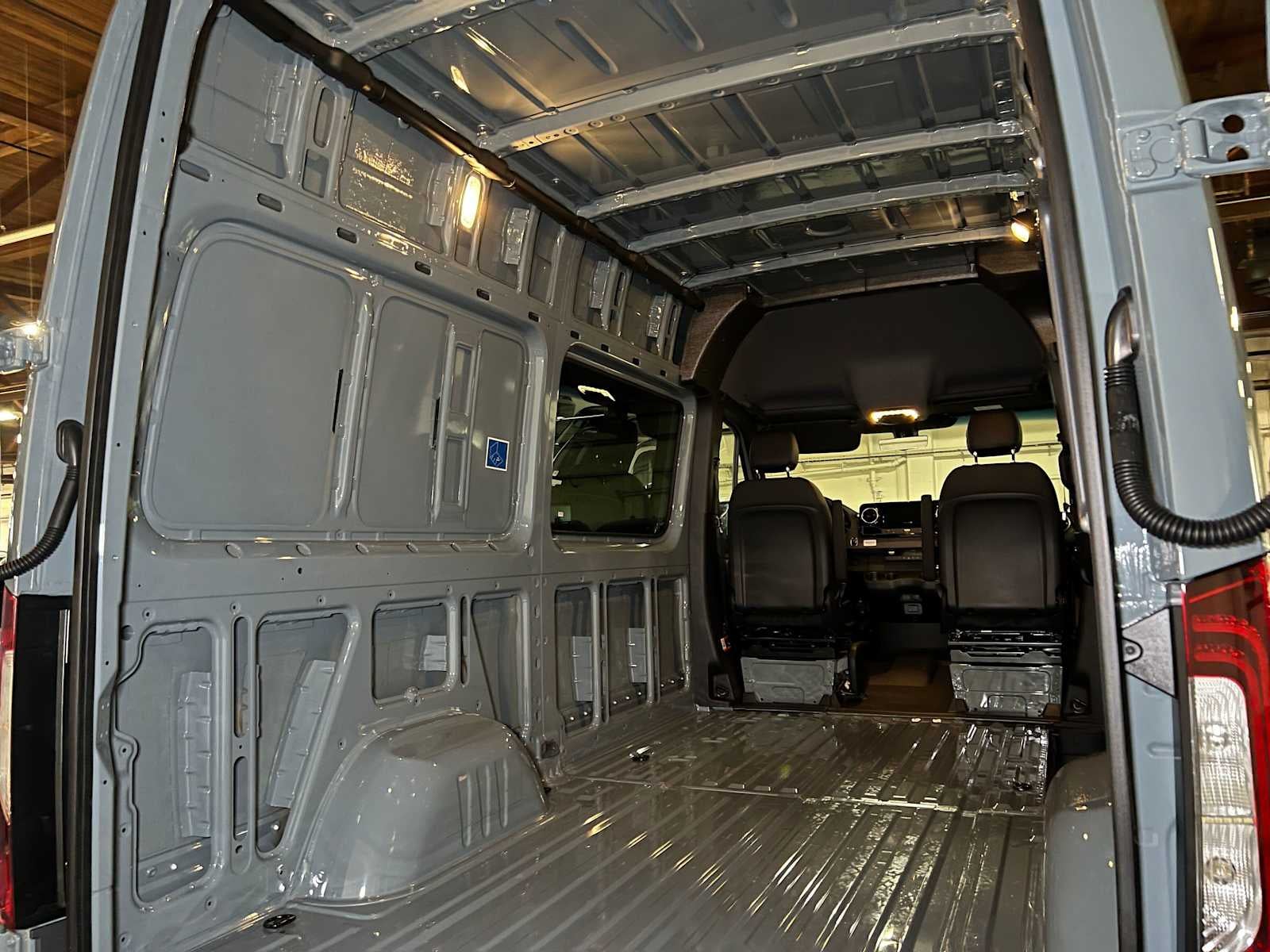 2026 Mercedes-Benz Sprinter Cargo 2500 Standard Roof I4 Diesel HO 144 AWD