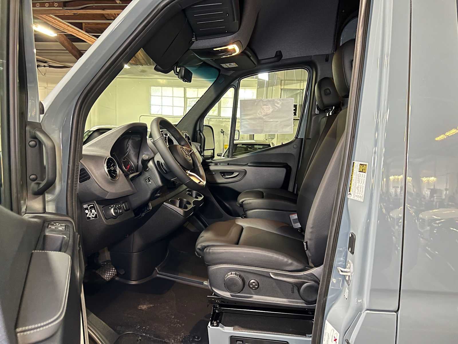 2026 Mercedes-Benz Sprinter Cargo 2500 Standard Roof I4 Diesel HO 144 AWD