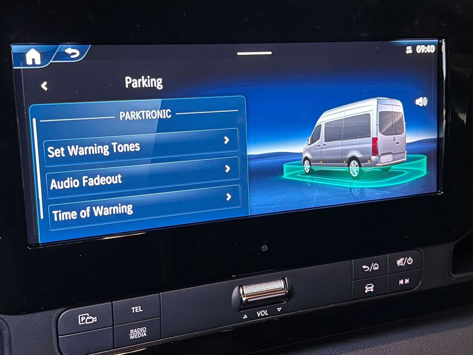 2026 Mercedes-Benz Sprinter Cargo 2500 Standard Roof I4 Diesel HO 144 AWD