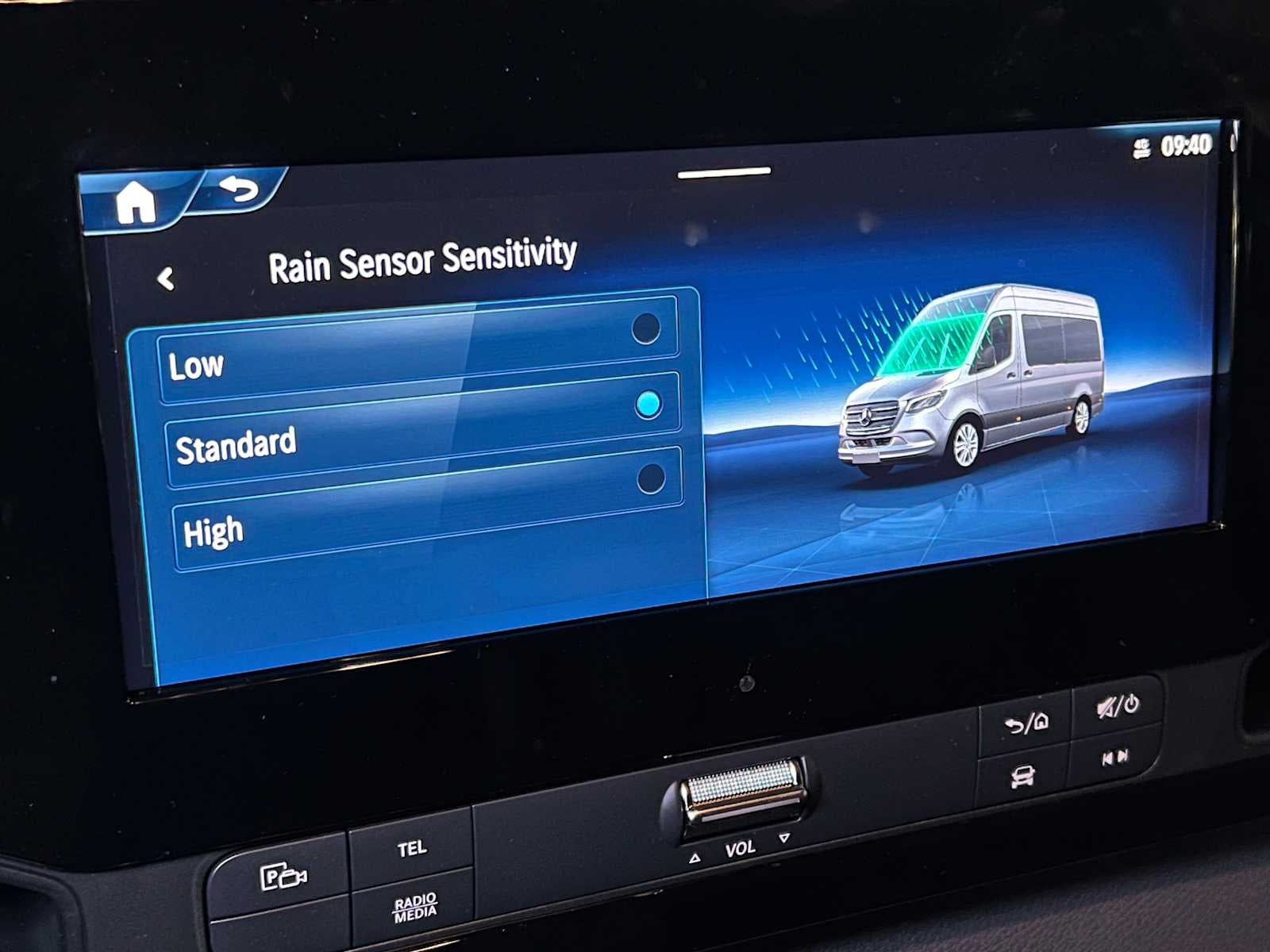 2026 Mercedes-Benz Sprinter Cargo 2500 Standard Roof I4 Diesel HO 144 AWD