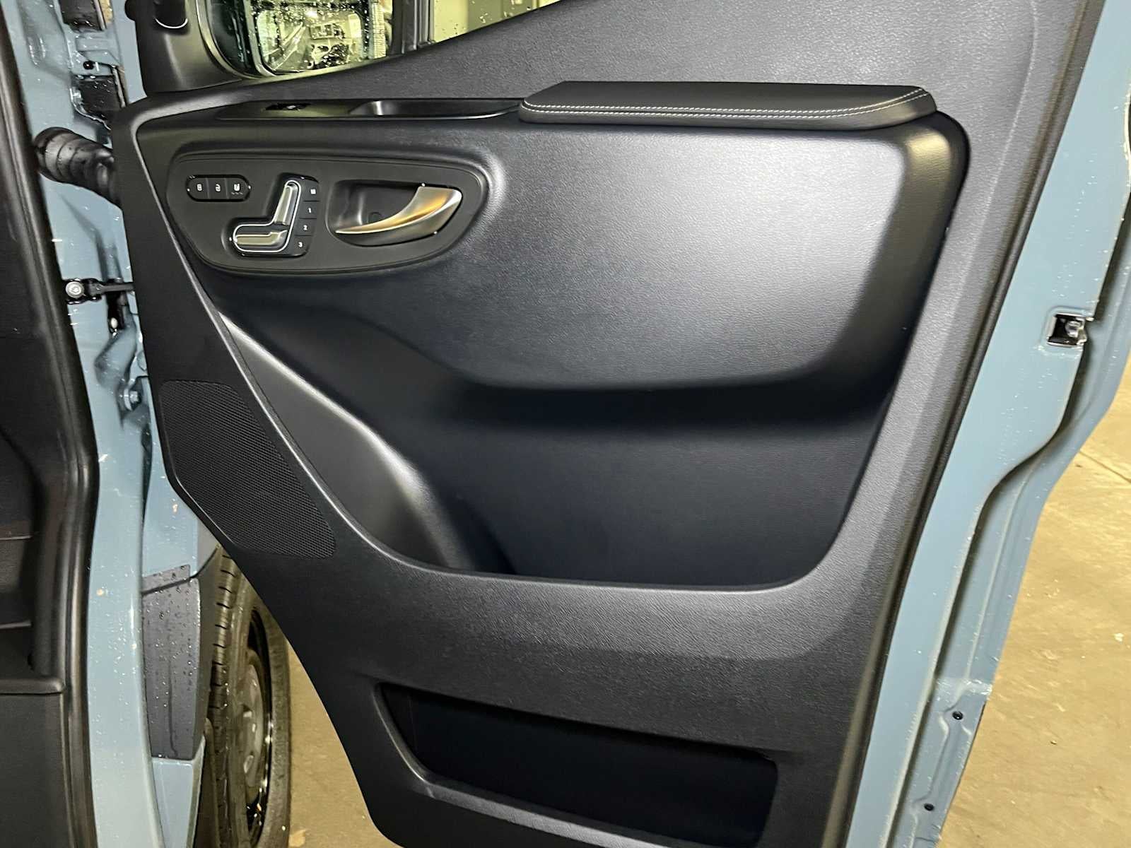 2026 Mercedes-Benz Sprinter Cargo 2500 Standard Roof I4 Diesel HO 144 AWD