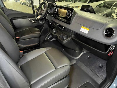 2026 Mercedes-Benz Sprinter Cargo 2500 Standard Roof I4 Diesel HO 144 AWD