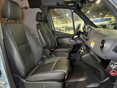 2026 Mercedes-Benz Sprinter Cargo 2500 Standard Roof I4 Diesel HO 144 AWD