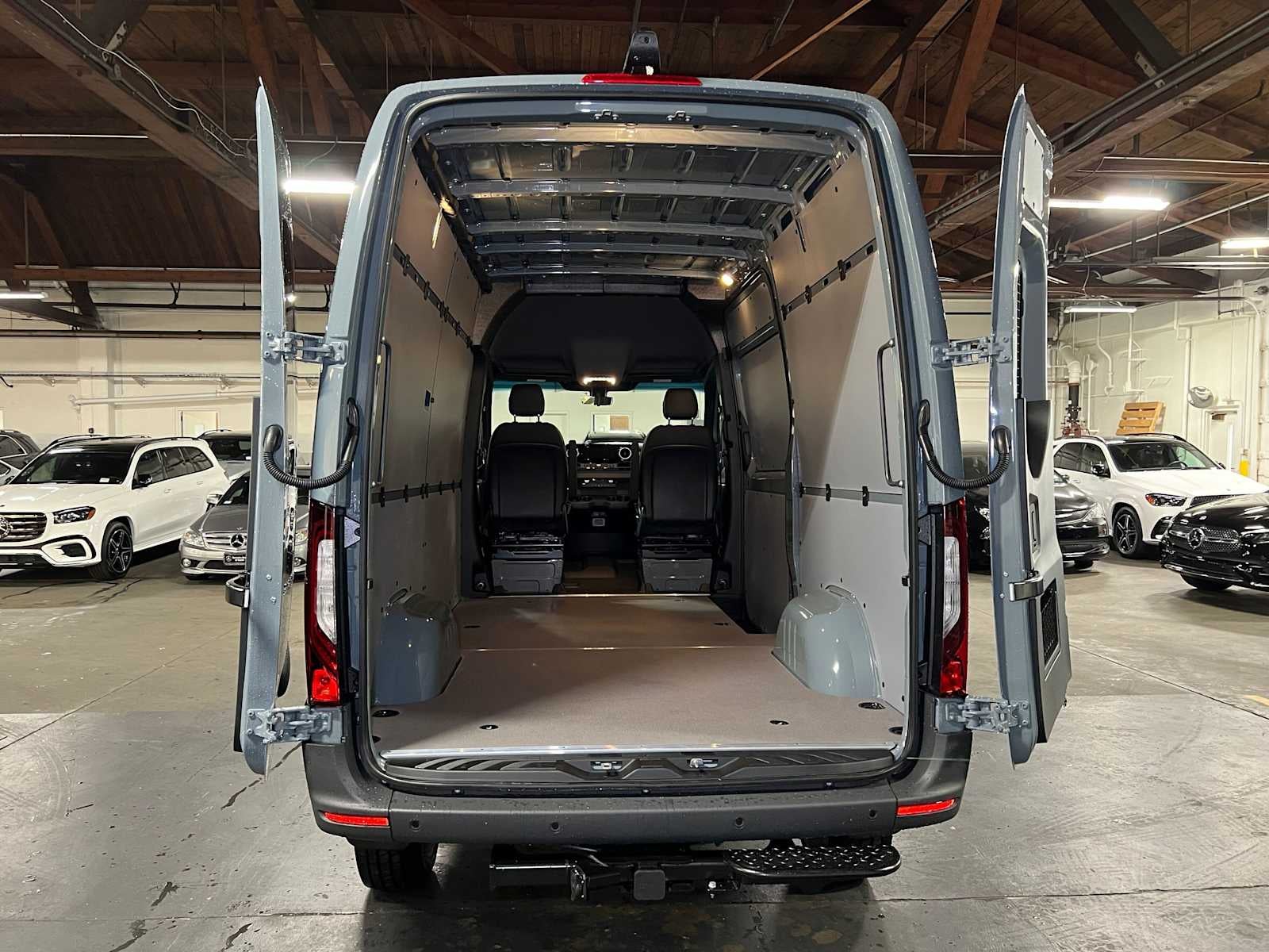 2026 Mercedes-Benz Sprinter Cargo 2500 Standard Roof I4 Diesel HO 144 AWD