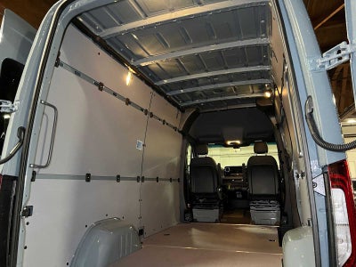 2026 Mercedes-Benz Sprinter Cargo 2500 Standard Roof I4 Diesel HO 144 AWD