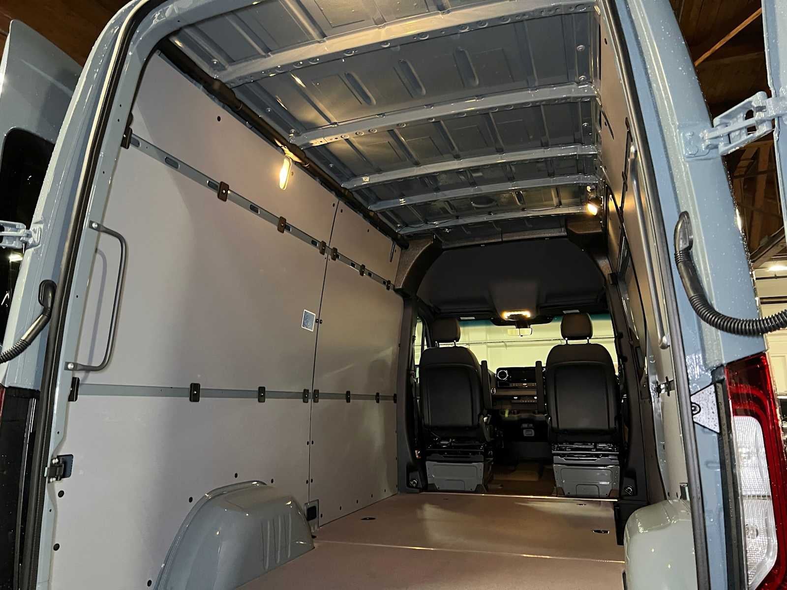 2026 Mercedes-Benz Sprinter Cargo 2500 Standard Roof I4 Diesel HO 144 AWD