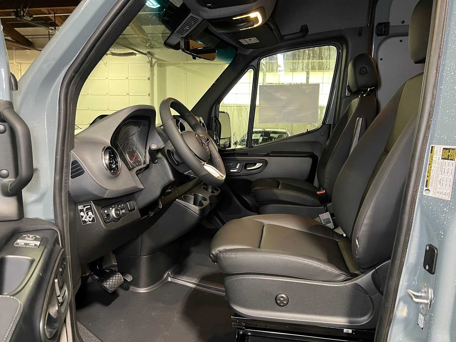 2026 Mercedes-Benz Sprinter Cargo 2500 Standard Roof I4 Diesel HO 144 AWD