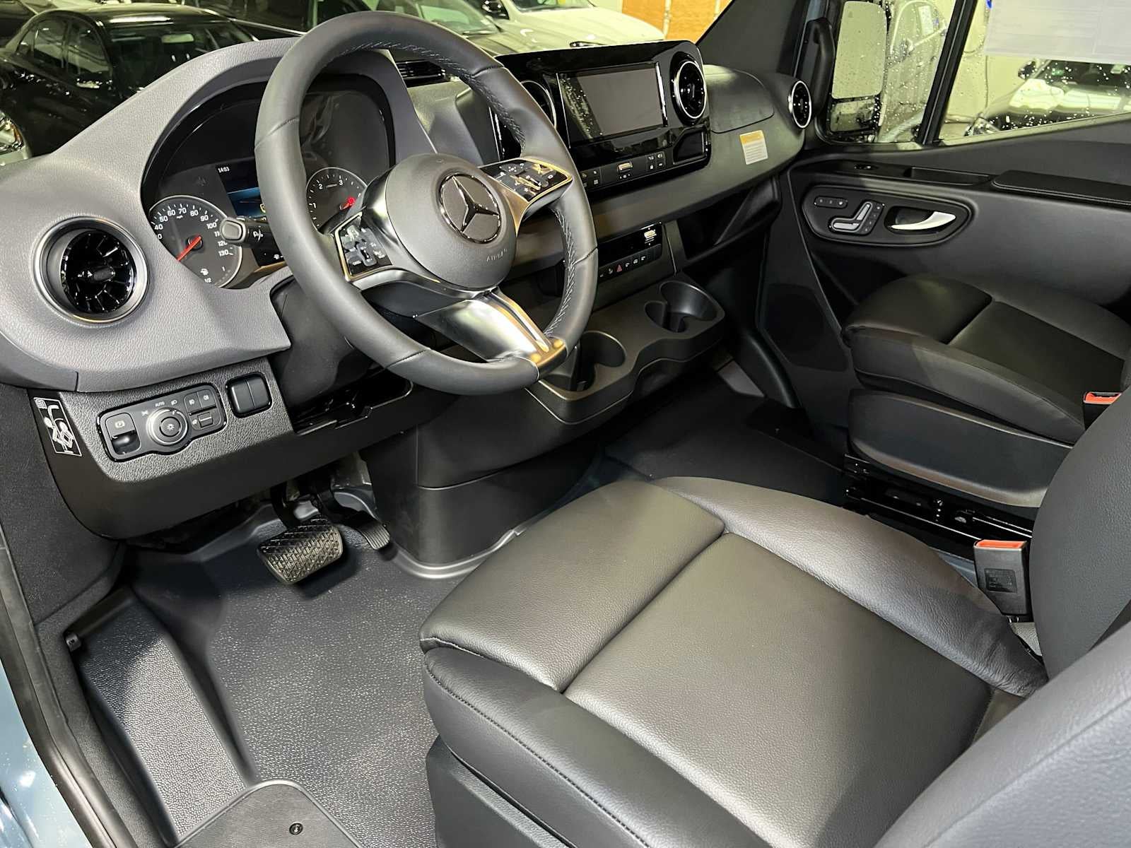2026 Mercedes-Benz Sprinter Cargo 2500 Standard Roof I4 Diesel HO 144 AWD
