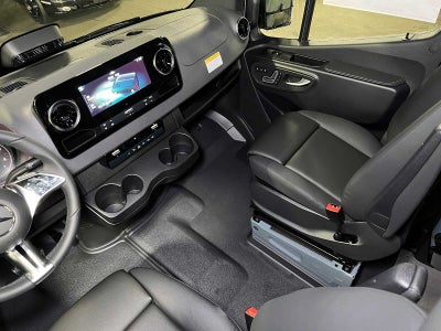2026 Mercedes-Benz Sprinter Cargo 2500 Standard Roof I4 Diesel HO 144 AWD