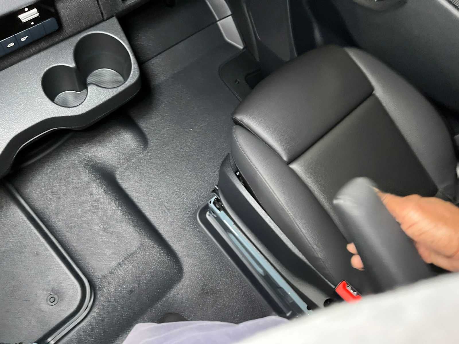 2026 Mercedes-Benz Sprinter Cargo 2500 Standard Roof I4 Diesel HO 144 AWD