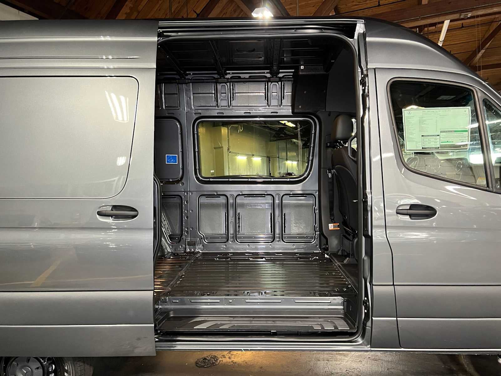 2026 Mercedes-Benz Sprinter Cargo 2500 Standard Roof I4 Diesel HO 144 AWD