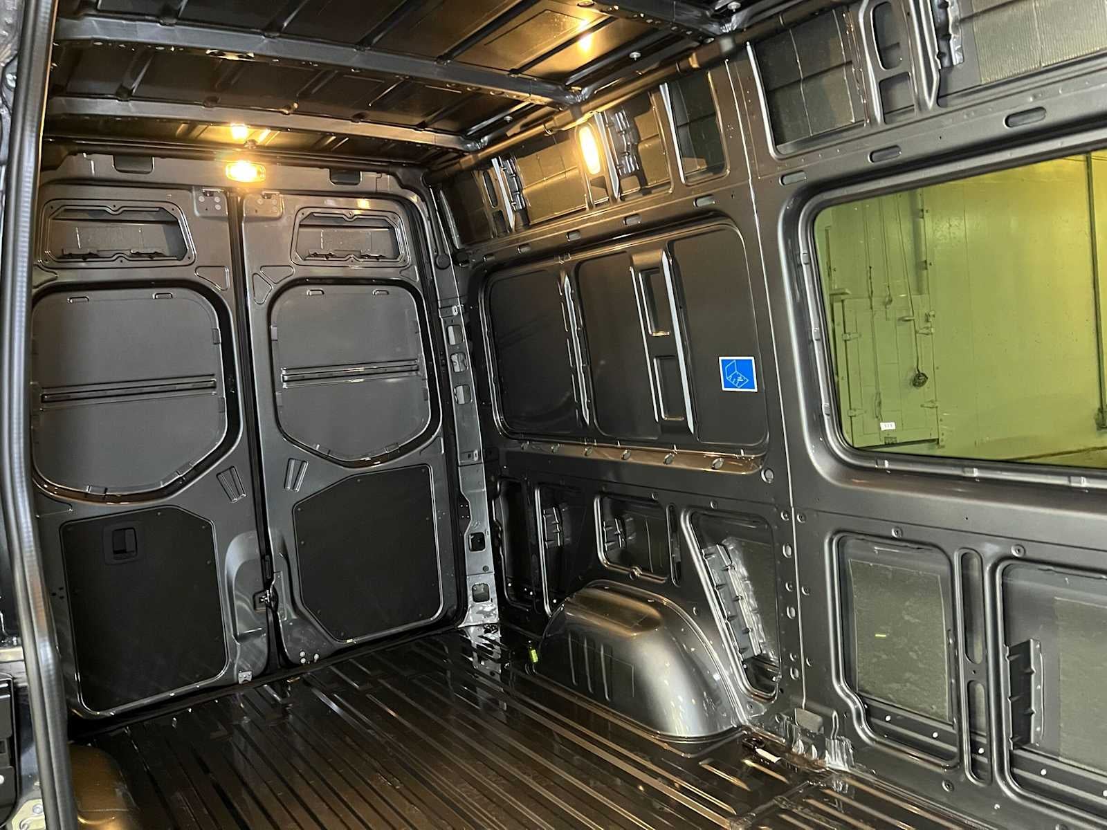 2026 Mercedes-Benz Sprinter Cargo 2500 Standard Roof I4 Diesel HO 144 AWD