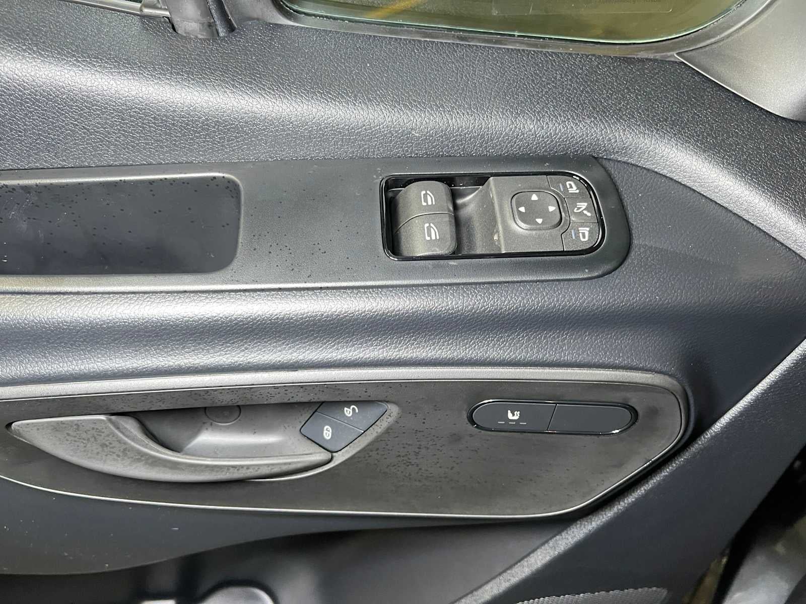 2026 Mercedes-Benz Sprinter Cargo 2500 Standard Roof I4 Diesel HO 144 AWD