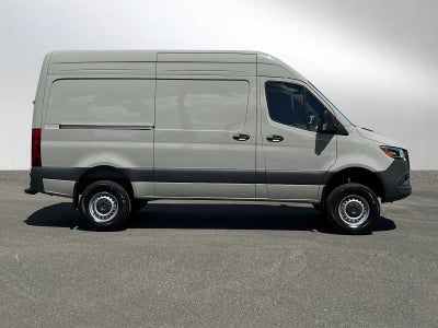 2026 Mercedes-Benz Sprinter 2500 Standard Roof I4 Diesel HO 144 AWD
