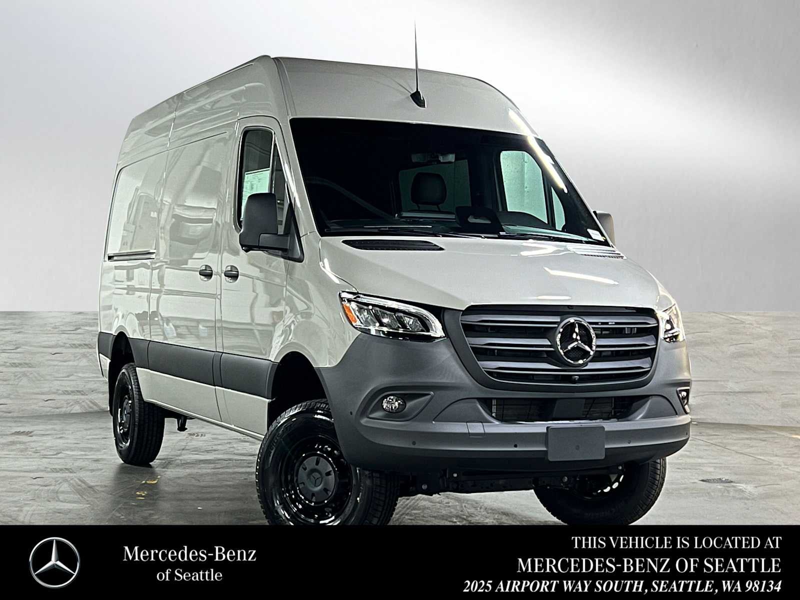 2026 Mercedes-Benz Sprinter 2500 Standard Roof I4 Diesel HO 144 AWD