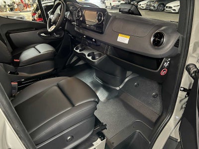 2026 Mercedes-Benz Sprinter 2500 Standard Roof I4 Diesel HO 144 AWD