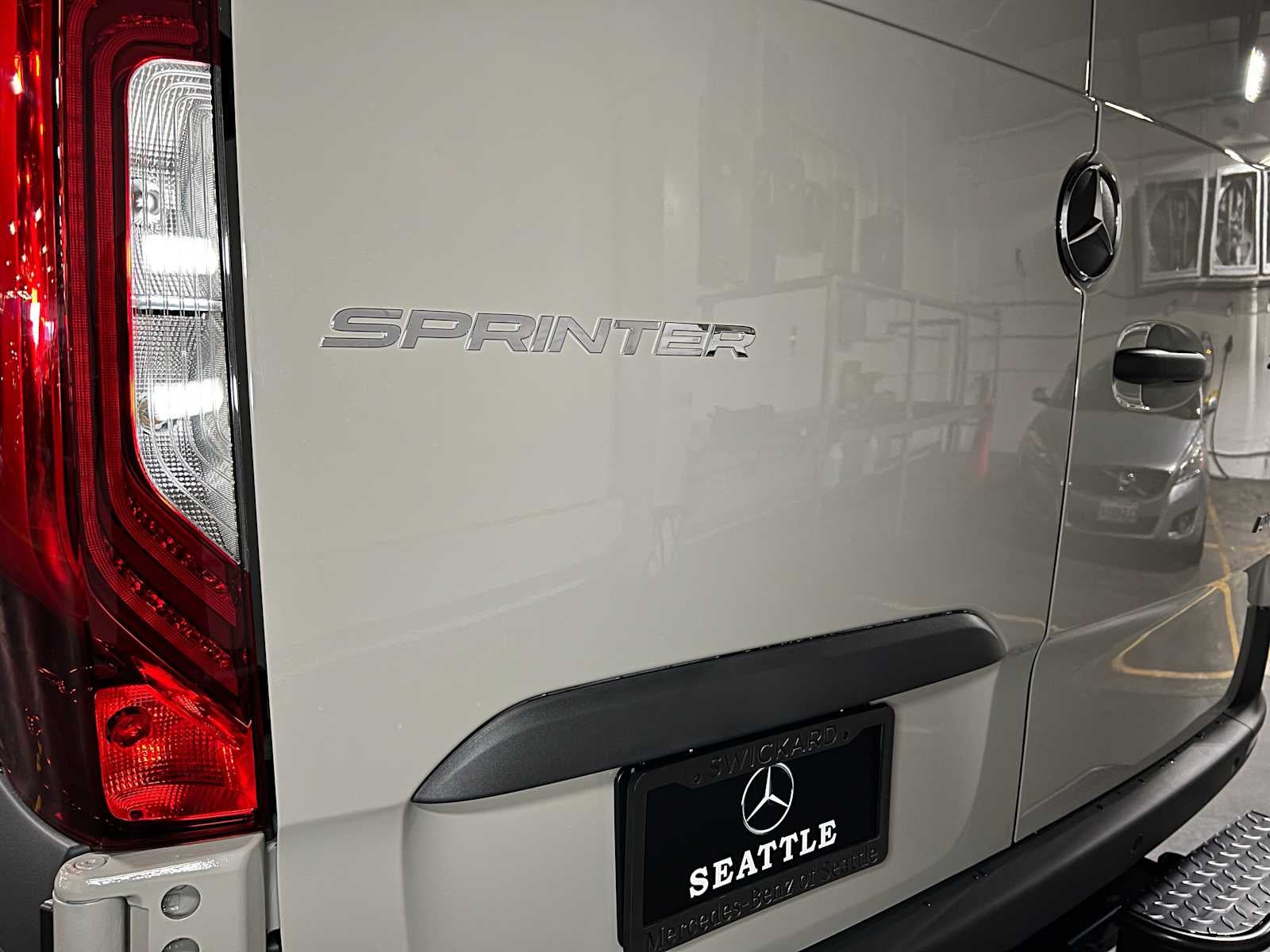 2026 Mercedes-Benz Sprinter 2500 Standard Roof I4 Diesel HO 144 AWD