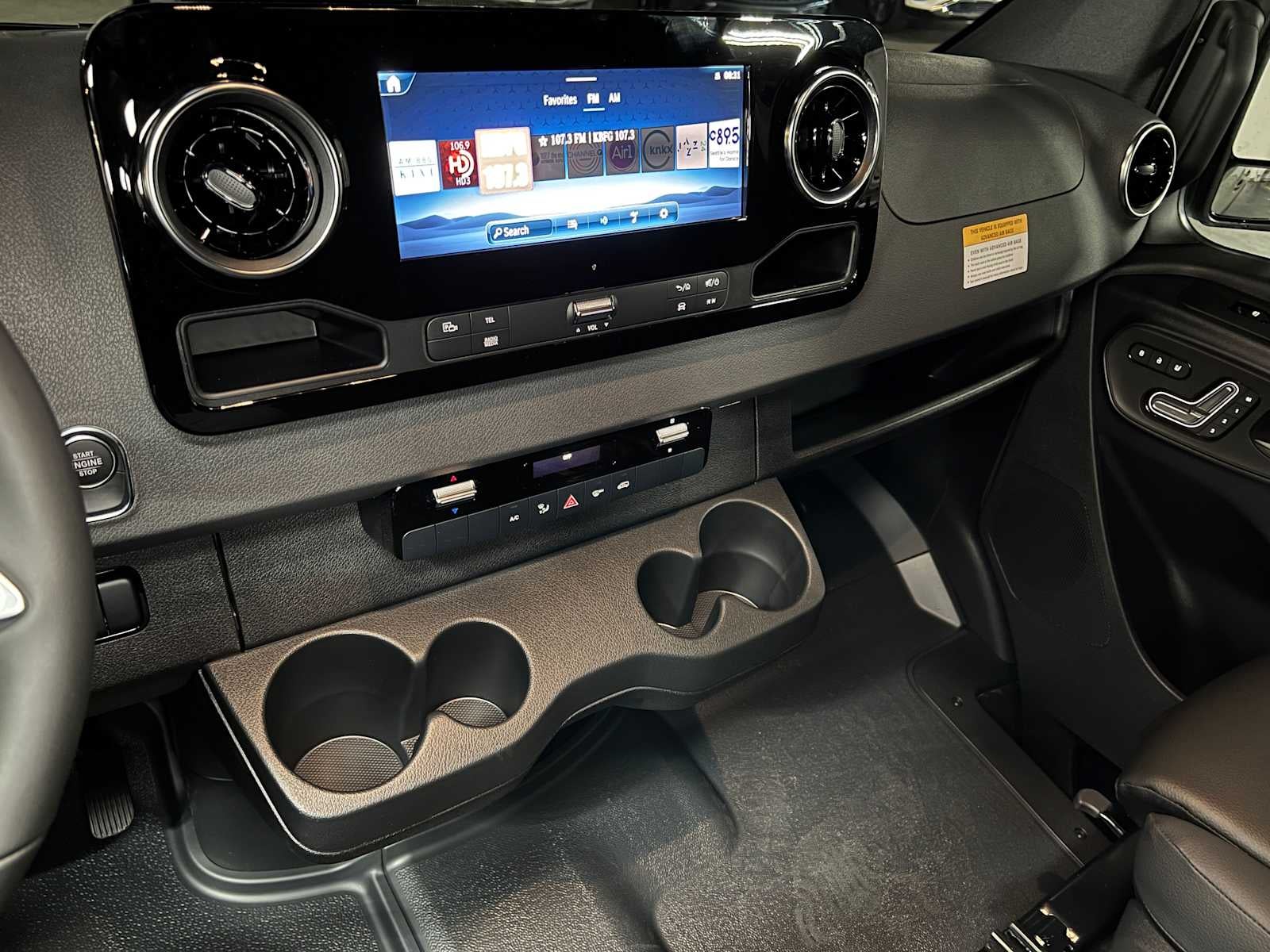 2026 Mercedes-Benz Sprinter 2500 Standard Roof I4 Diesel HO 144 AWD