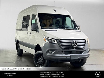 2026 Mercedes-Benz Sprinter Crew 2500 Standard Roof I4 Diesel HO 144 AWD