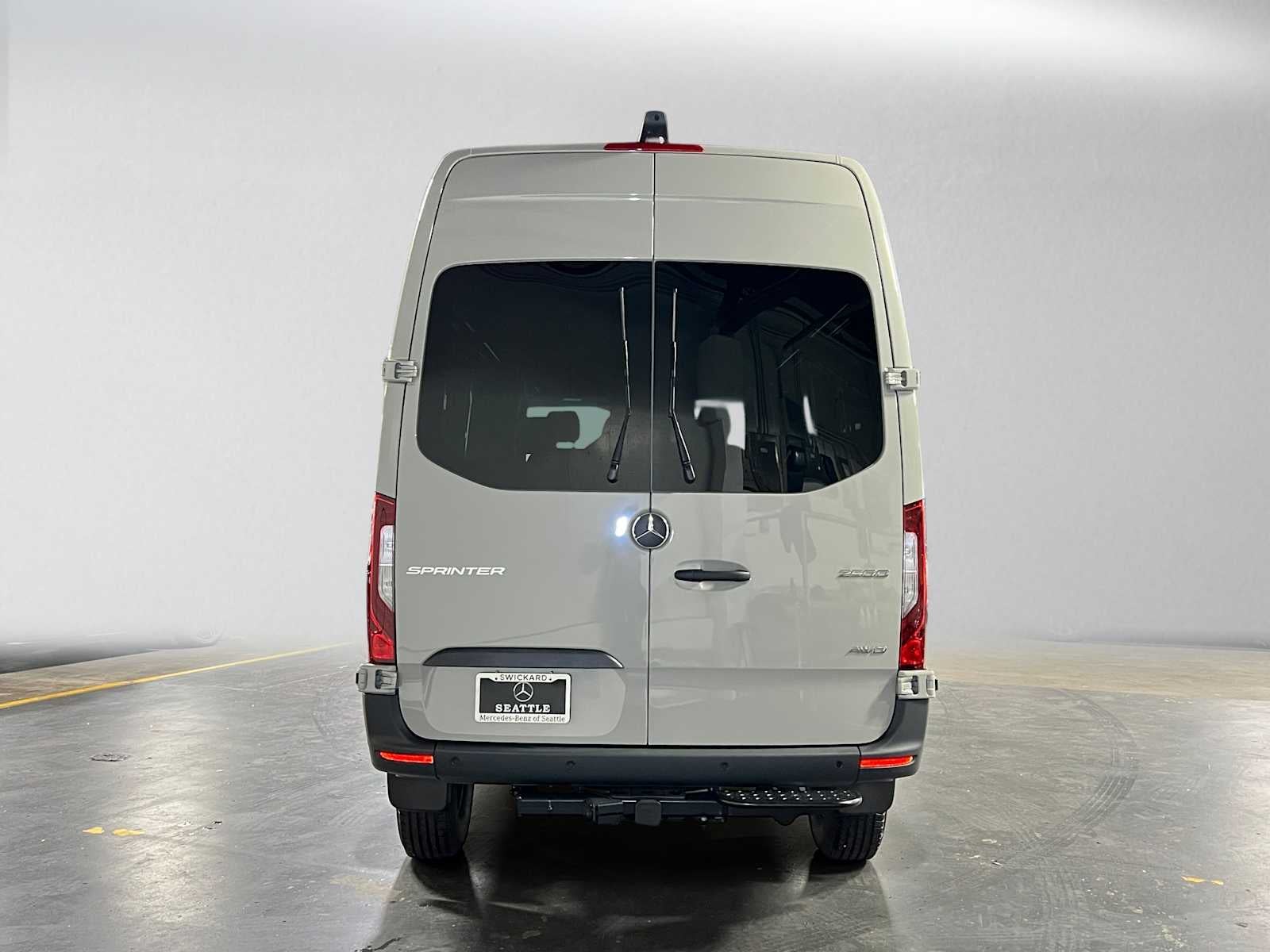 2026 Mercedes-Benz Sprinter Crew 2500 Standard Roof I4 Diesel HO 144 AWD