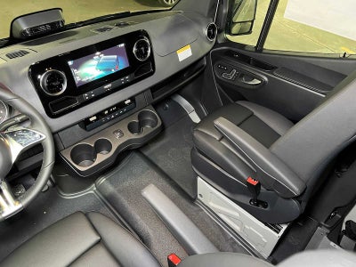 2026 Mercedes-Benz Sprinter Crew 2500 Standard Roof I4 Diesel HO 144 AWD