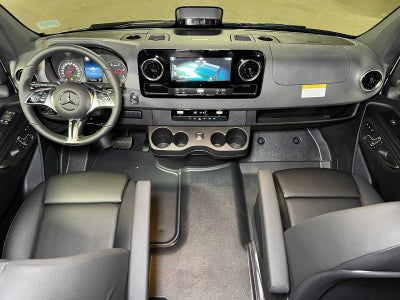 2026 Mercedes-Benz Sprinter Crew 2500 Standard Roof I4 Diesel HO 144 AWD
