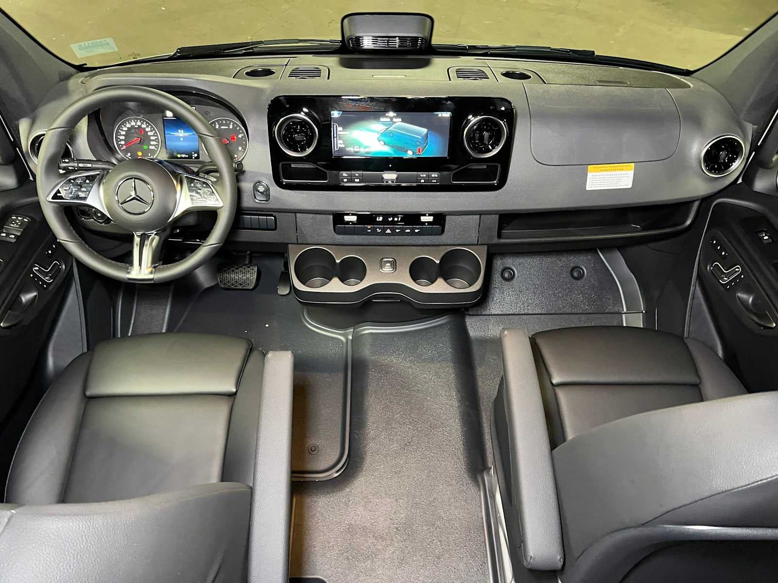 2026 Mercedes-Benz Sprinter Crew 2500 Standard Roof I4 Diesel HO 144 AWD