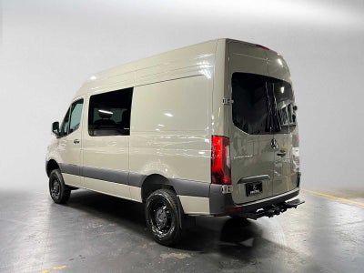 2026 Mercedes-Benz Sprinter Crew 2500 Standard Roof I4 Diesel HO 144 AWD