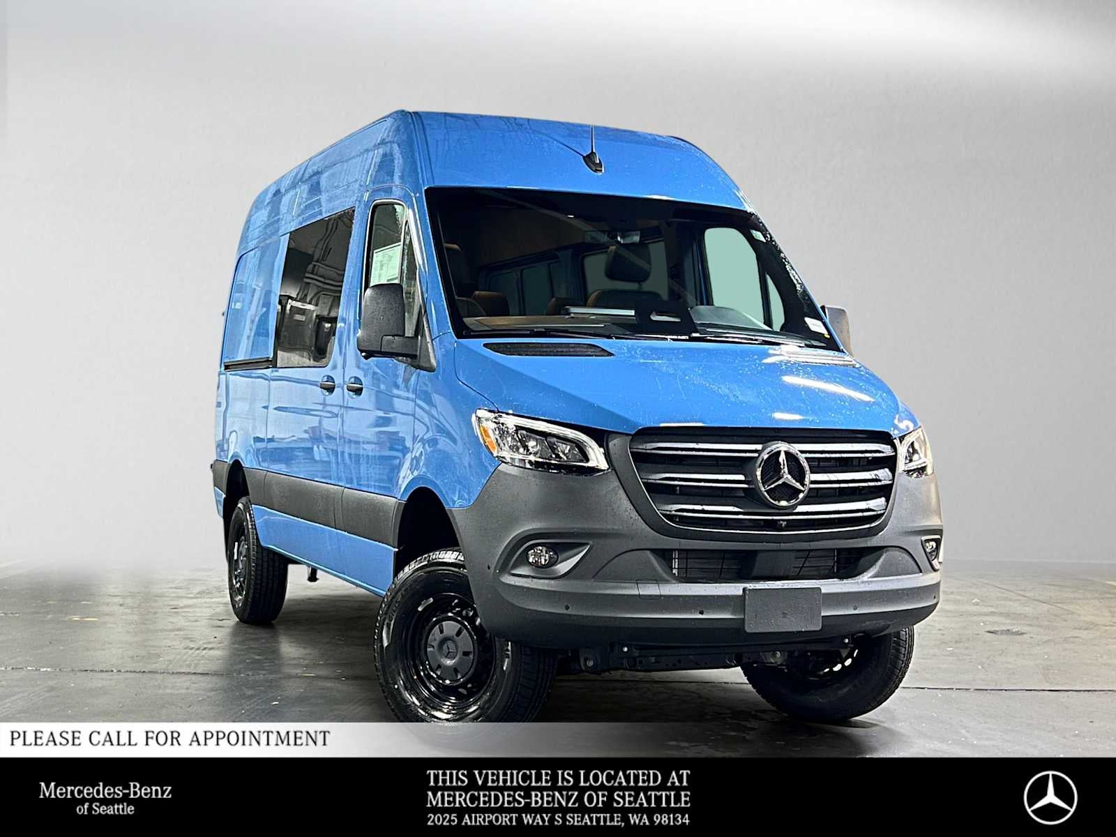 2026 Mercedes-Benz Sprinter Crew 2500 Standard Roof I4 Diesel HO 144 AWD
