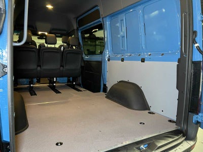 2026 Mercedes-Benz Sprinter Crew 2500 Standard Roof I4 Diesel HO 144 AWD