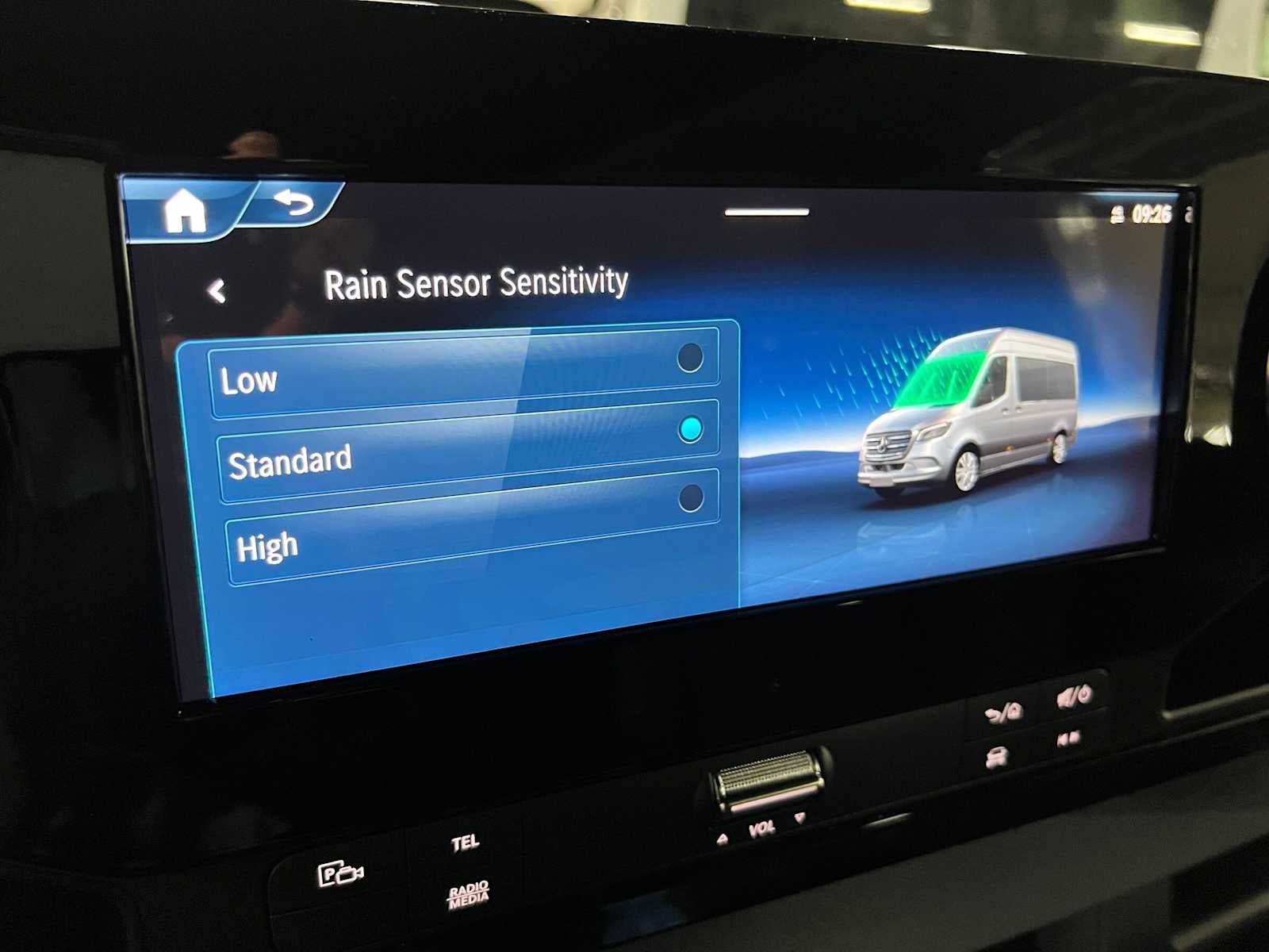 2026 Mercedes-Benz Sprinter Crew 2500 Standard Roof I4 Diesel HO 144 AWD