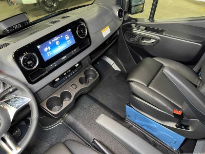2026 Mercedes-Benz Sprinter Crew 2500 Standard Roof I4 Diesel HO 144 AWD