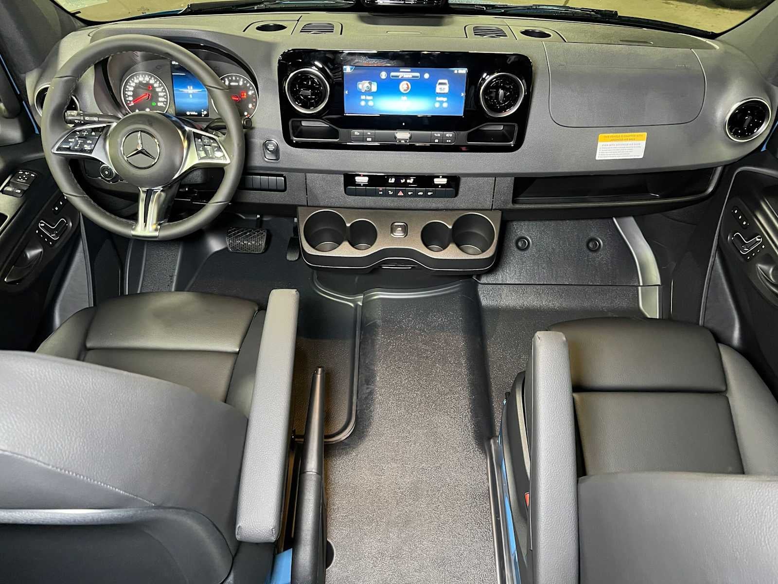 2026 Mercedes-Benz Sprinter Crew 2500 Standard Roof I4 Diesel HO 144 AWD