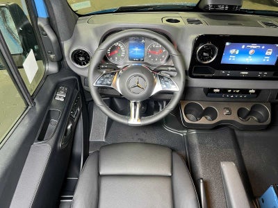 2026 Mercedes-Benz Sprinter Crew 2500 Standard Roof I4 Diesel HO 144 AWD