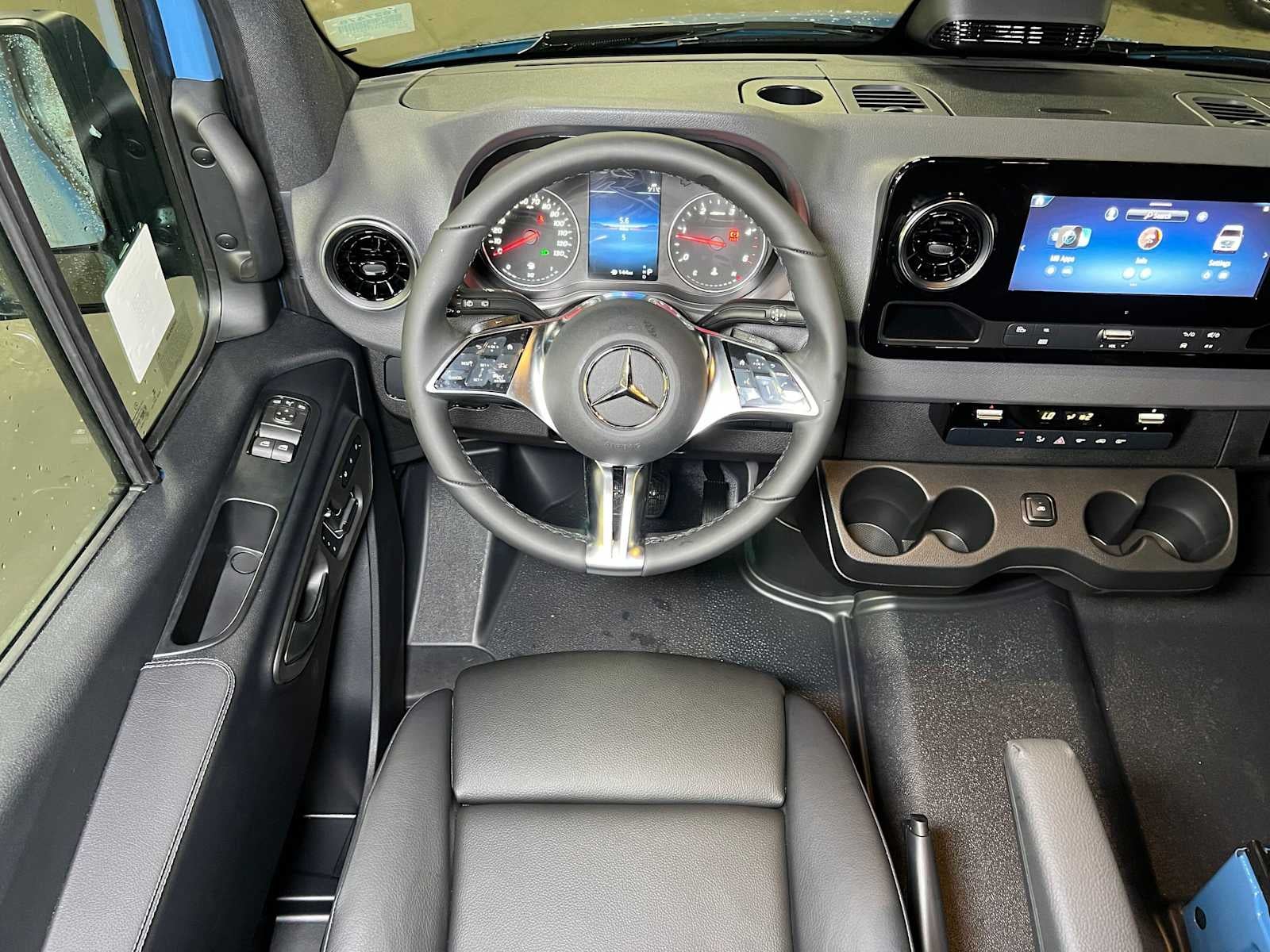 2026 Mercedes-Benz Sprinter Crew 2500 Standard Roof I4 Diesel HO 144 AWD
